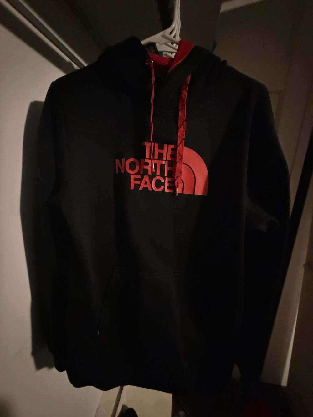 Like new -The North Face Black and Red Logo Pullover Hoodie